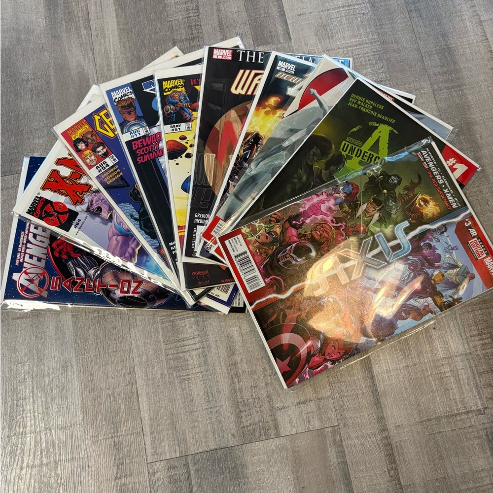 Marvel Comics 10 Comic Books including X-Men